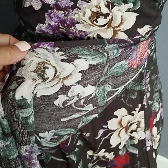 True Full Wrap Dress - Picture 6 of 8